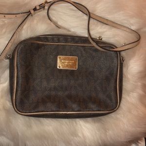 Michael Kors crossbody